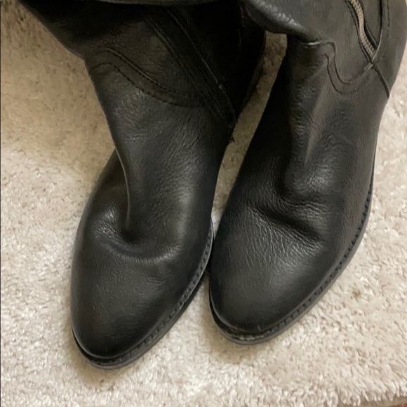 Arturo Chiang Black leather boots - Picture 9 of 11